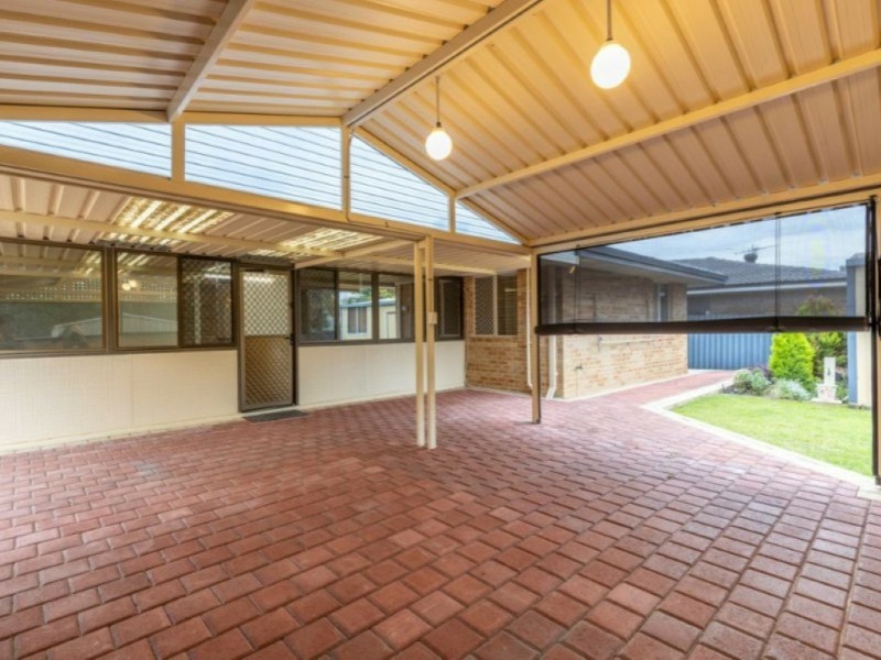 11 Keslake Way, Parkwood WA 6147