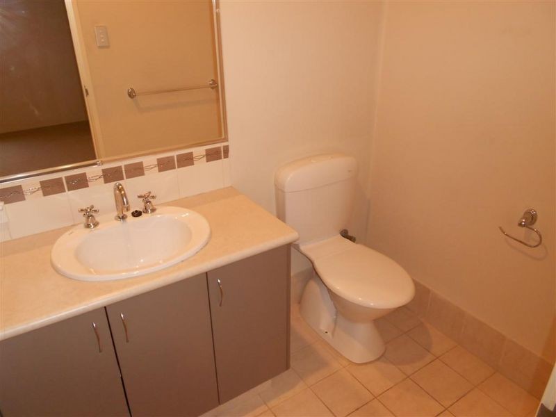 43b Stroughton Road, Westminster WA 6061