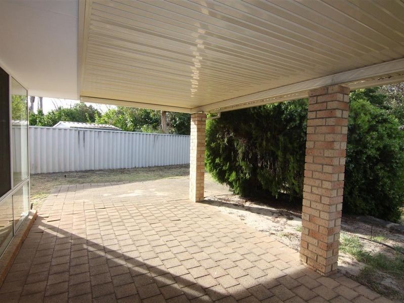 17 Cameron Court, Willetton WA 6155