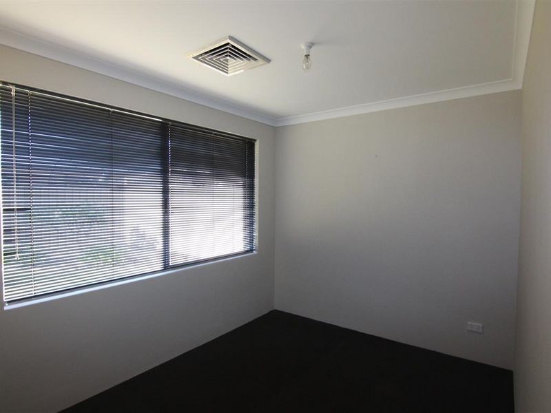 17 Newell Loop, Gosnells WA 6110