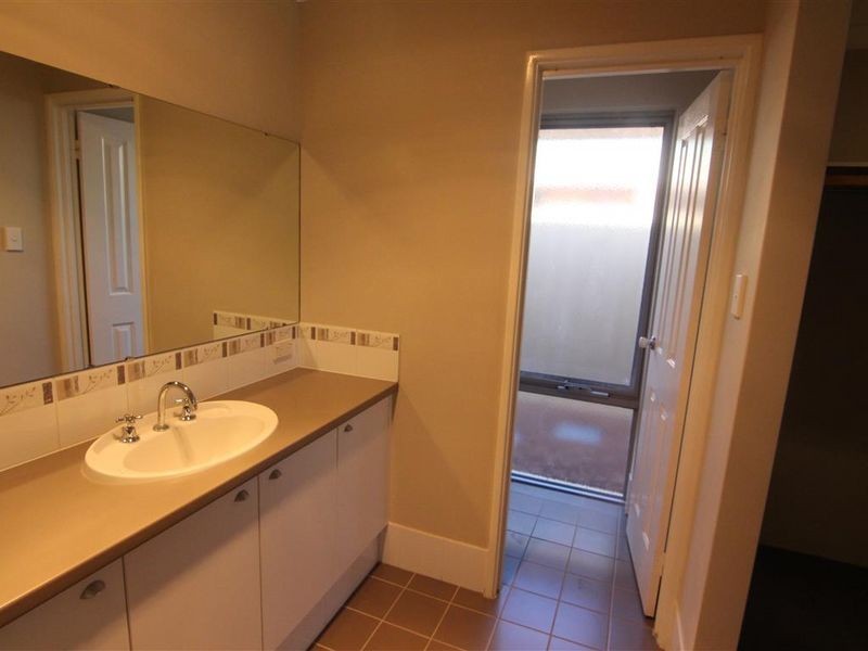 17 Newell Loop, Gosnells WA 6110