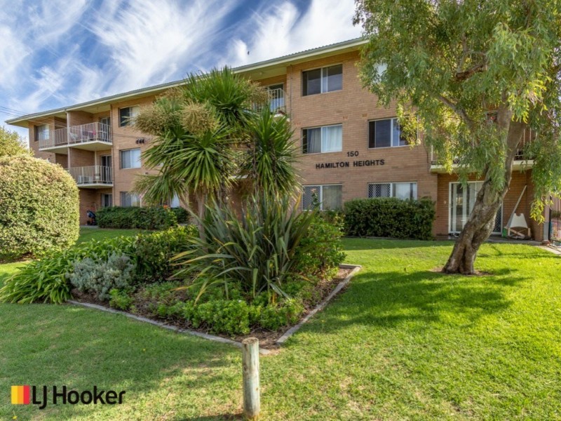 4/150 Healy Road, Hamilton Hill WA 6163