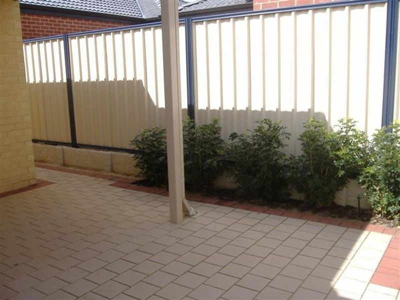 6/41-43 Sixth Road, Armadale WA 6112