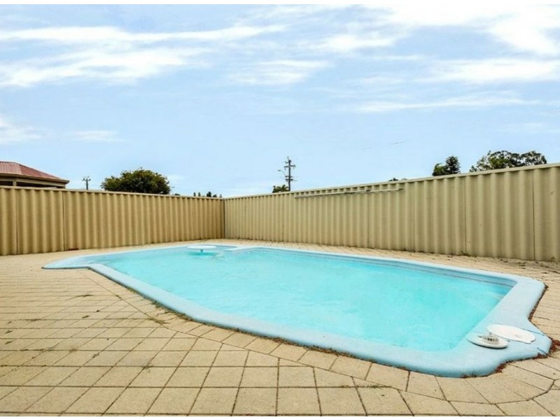 38 Vellgrove Avenue, Parkwood WA 6147