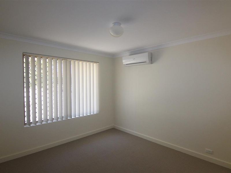 44 Explorer Drive, Thornlie WA 6108