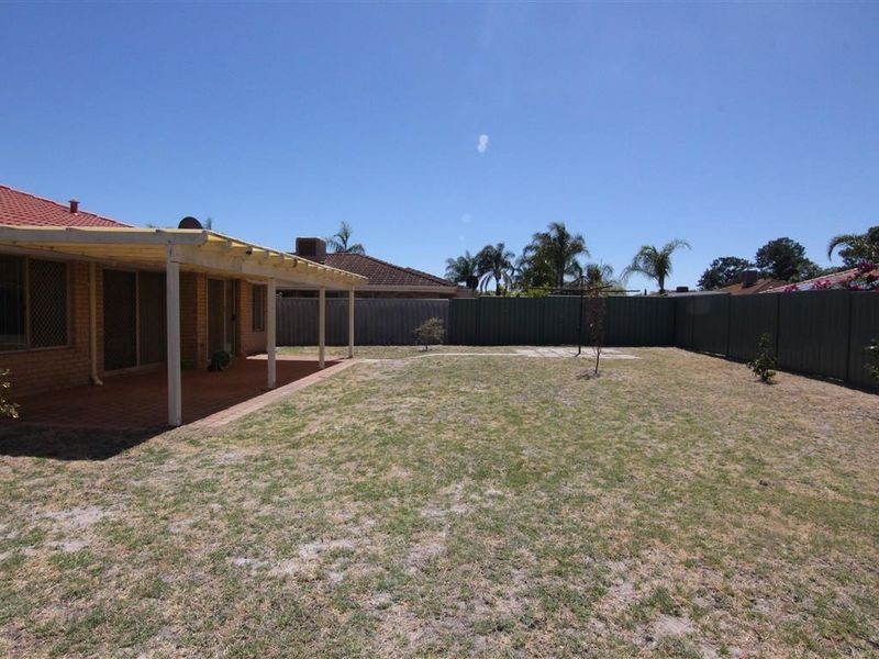 44 Explorer Drive, Thornlie WA 6108