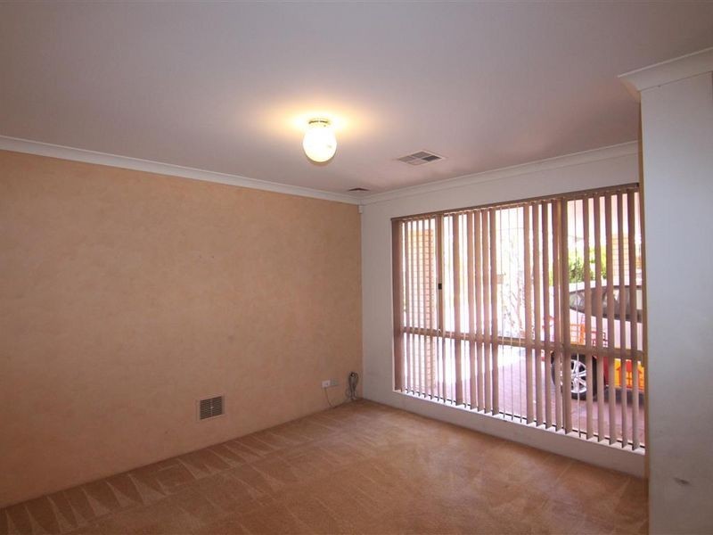 6/15 Summer Place, Thornlie WA 6108