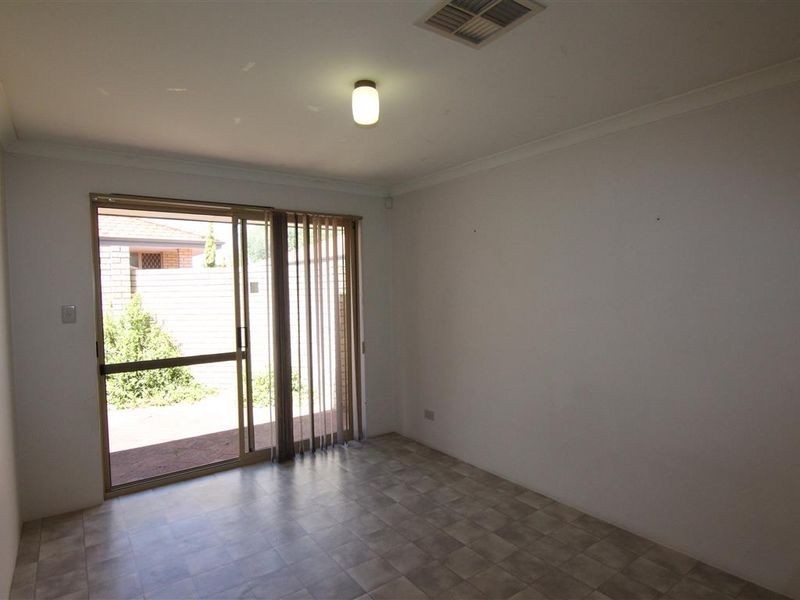 6/15 Summer Place, Thornlie WA 6108