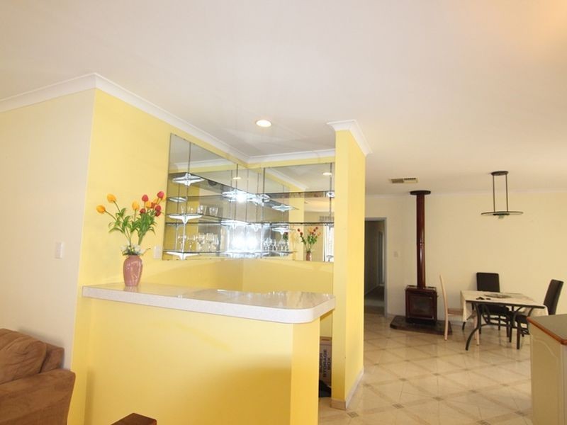 30 Hadley Gardens, Kardinya WA 6163