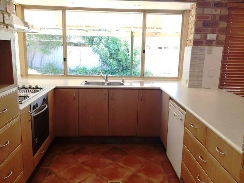 15 Chaparral Crescent, Willetton WA 6155