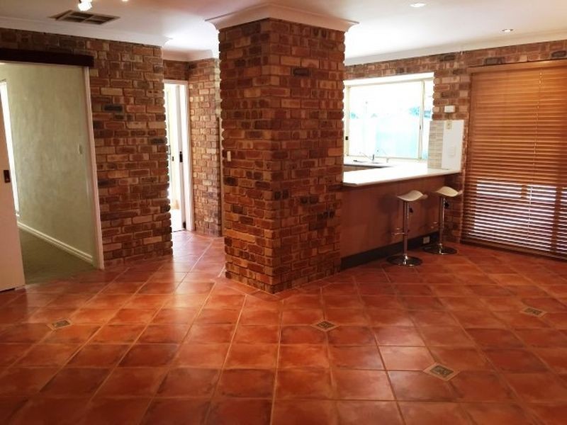 15 Chaparral Crescent, Willetton WA 6155