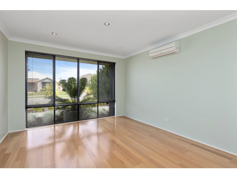 34 Frankenia Turn, Success WA 6164