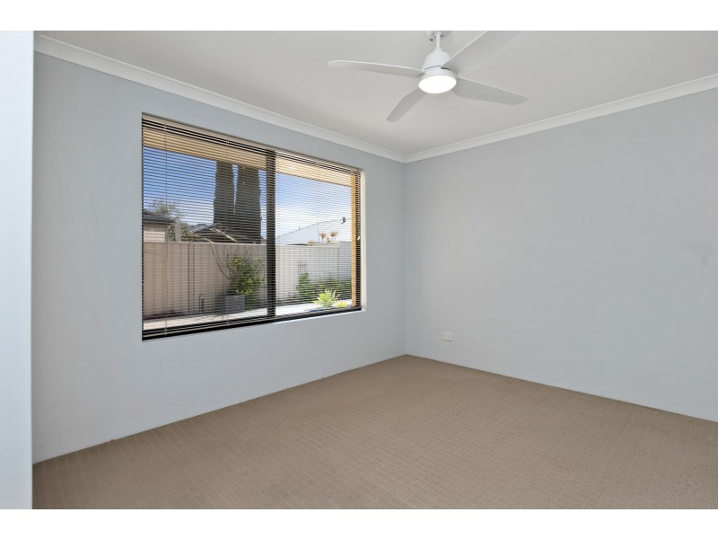 34 Frankenia Turn, Success WA 6164