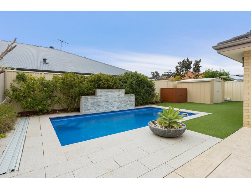 34 Frankenia Turn, Success WA 6164