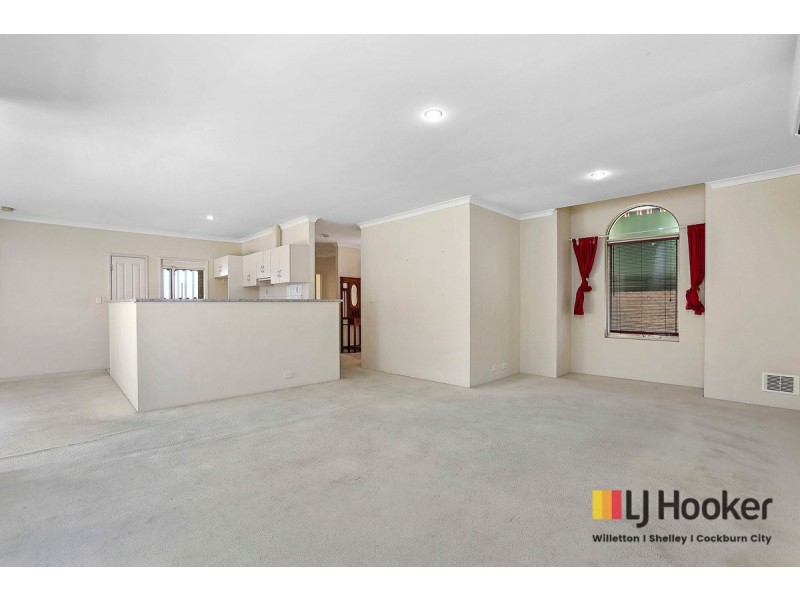 4/10 Tyre Avenue, Riverton WA 6148