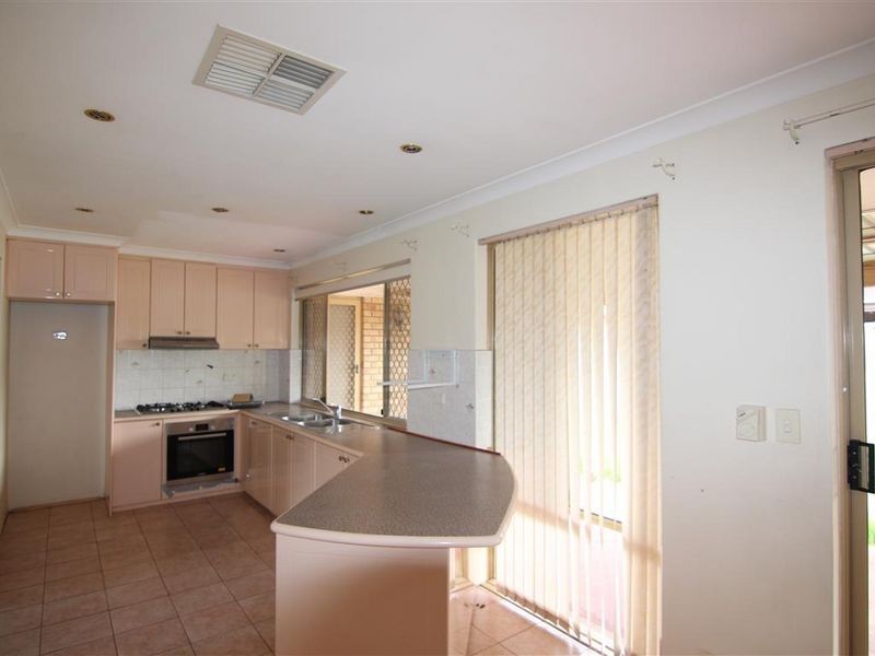 68 Lyndale Avenue, Parkwood WA 6147