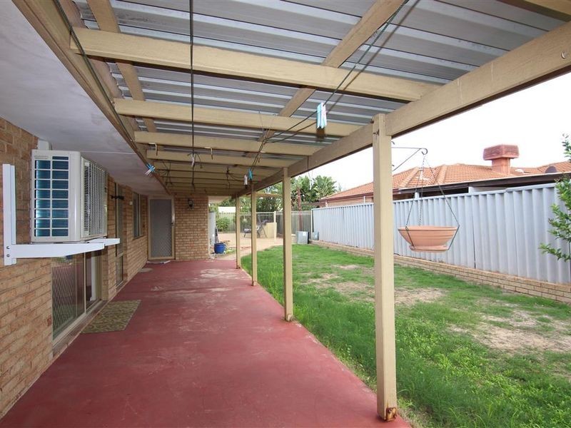 68 Lyndale Avenue, Parkwood WA 6147