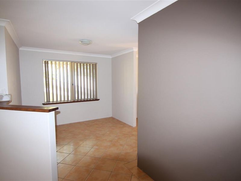 16a Camelot Court, Thornlie WA 6108