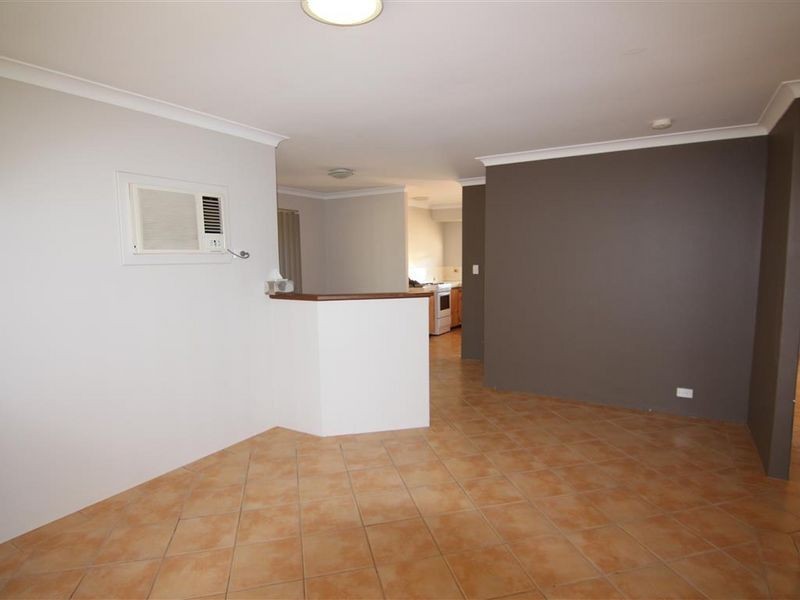 16a Camelot Court, Thornlie WA 6108
