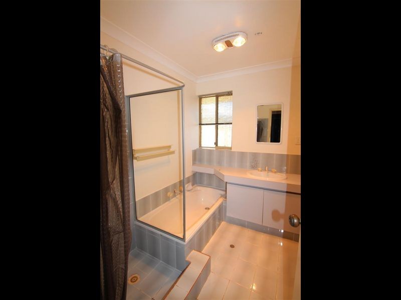 16a Camelot Court, Thornlie WA 6108