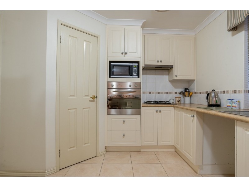 122b Planet Street, Carlisle WA 6101