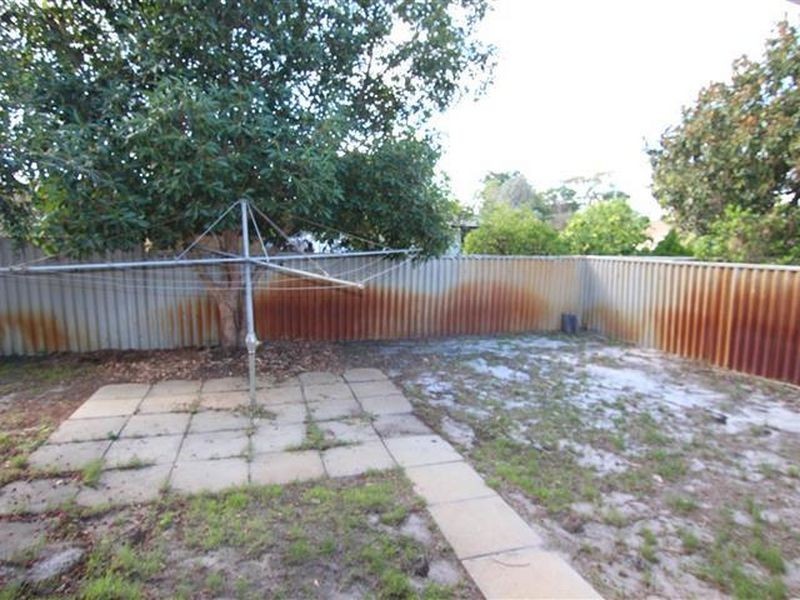 15 Tudor Avenue, Shelley WA 6148