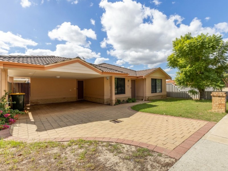 14/5-9 Herndon Close, Cannington WA 6107