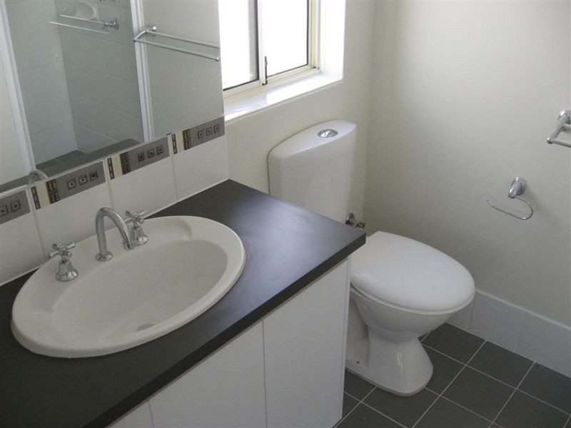 12/36 Fifth Road, Armadale WA 6112