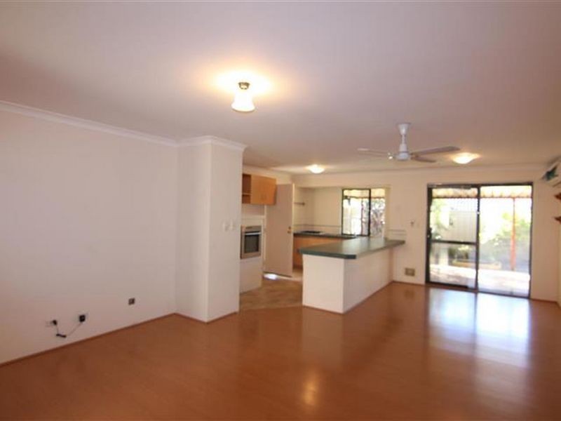 9 Grangemouth Turn, Kinross WA 6028