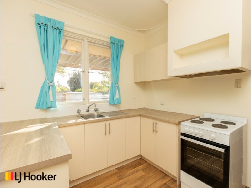 148 Seventh Avenue, Armadale WA 6112