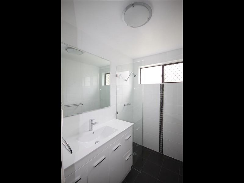 2/122 Labouchere Road, South Perth WA 6151