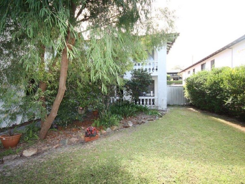 2/122 Labouchere Road, South Perth WA 6151