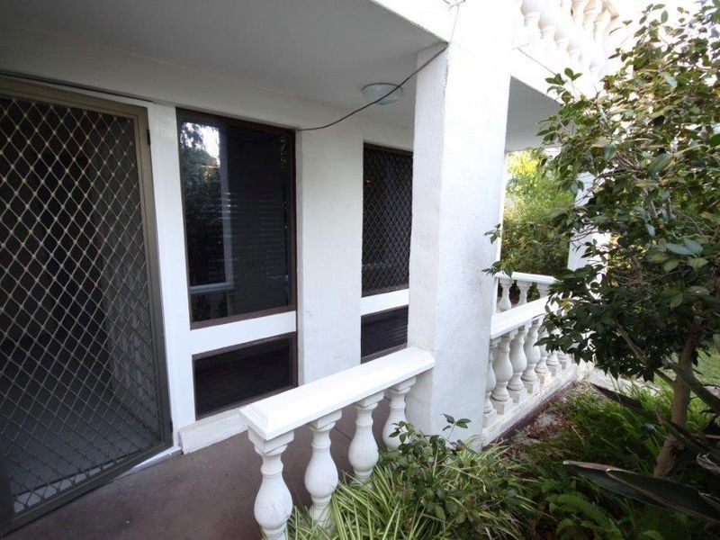 2/122 Labouchere Road, South Perth WA 6151