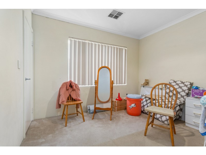 7 Caxton Parkway, Canning Vale WA 6155