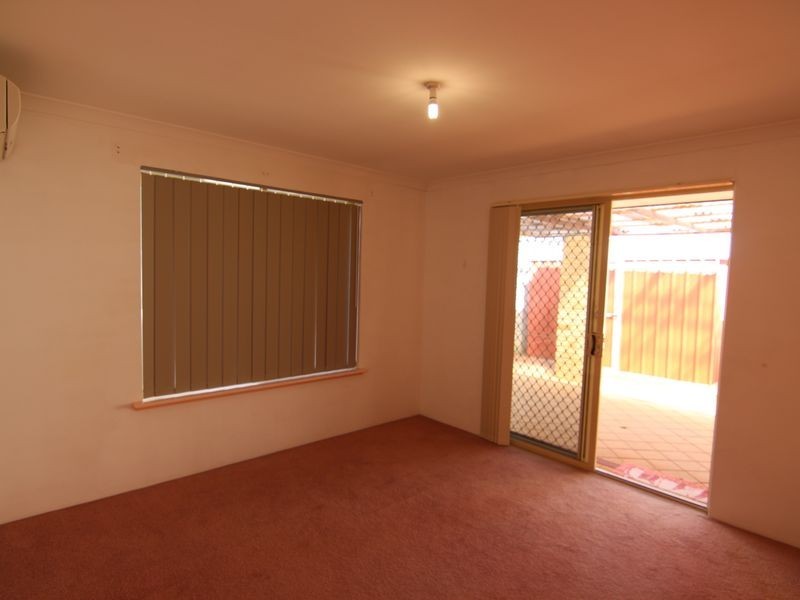 61 Central Road, Rossmoyne WA 6148