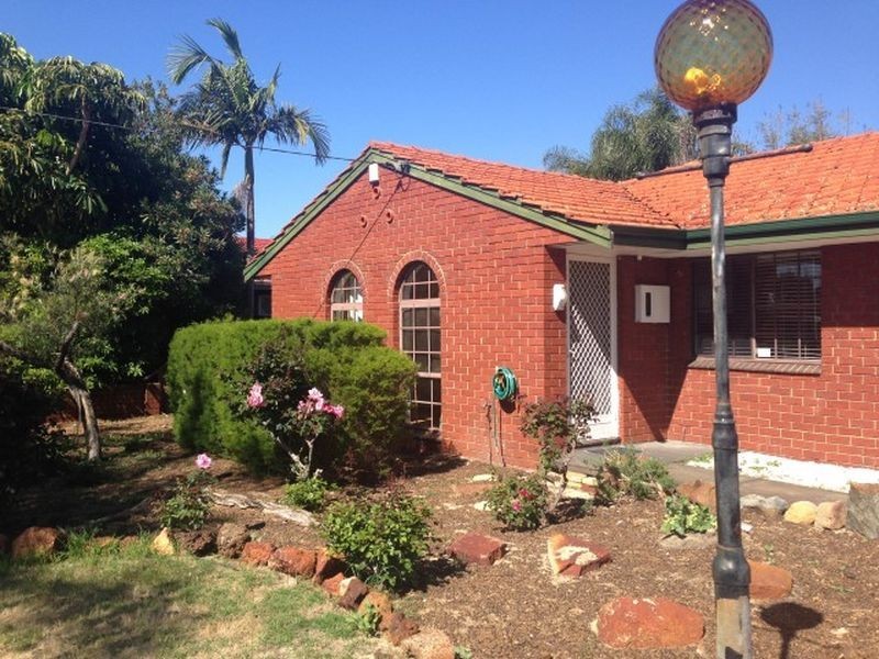 25 Colmar Street, Ferndale WA 6148