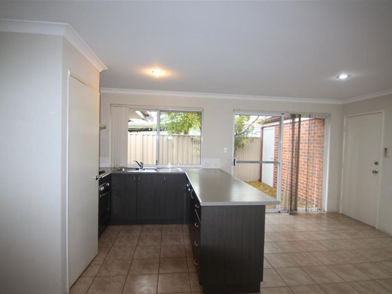 22B Selsey Way, Balga WA 6061