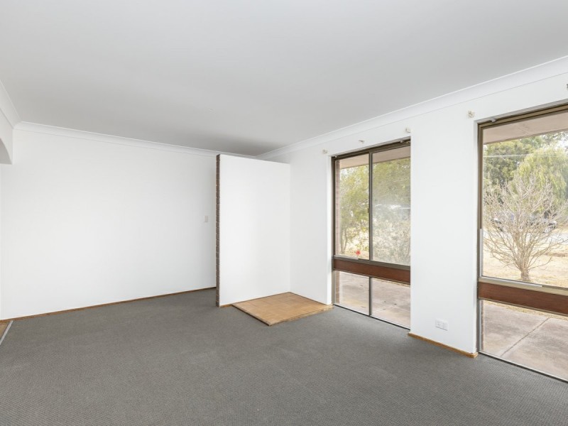 5 Forest Court, Armadale WA 6112