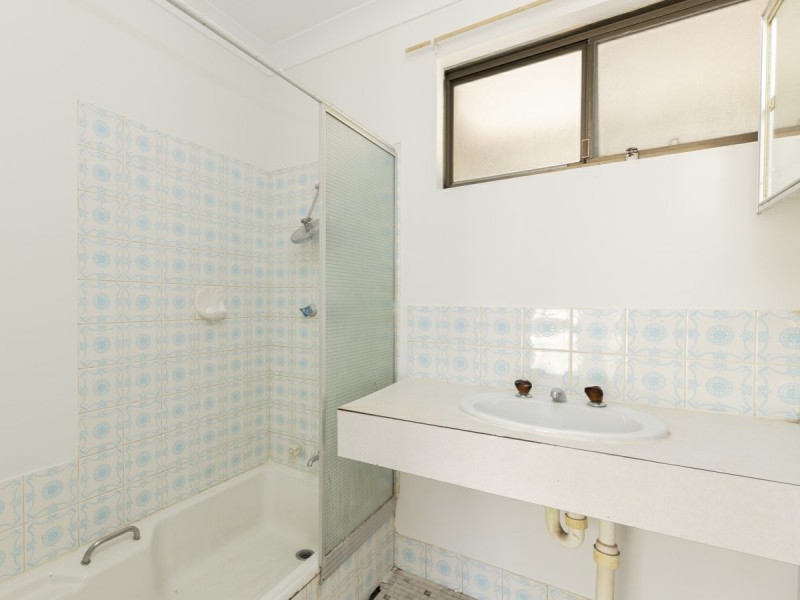 5 Forest Court, Armadale WA 6112