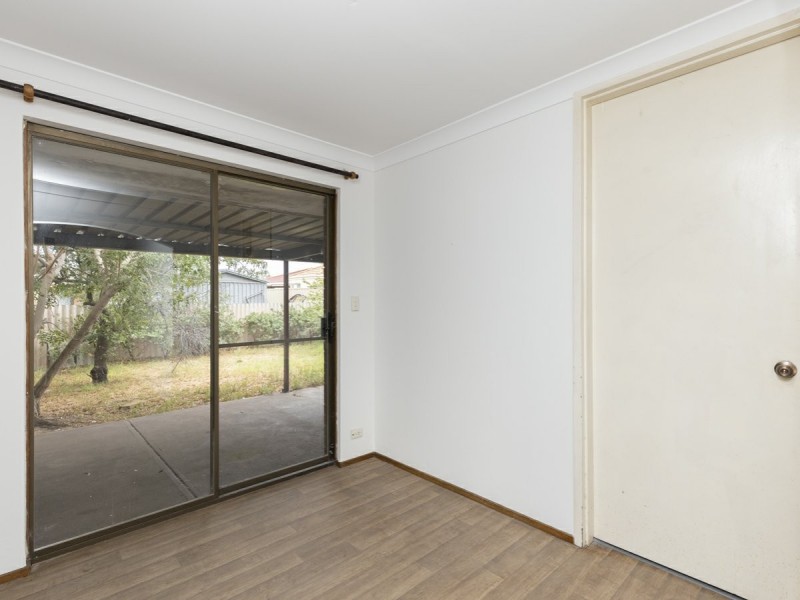 5 Forest Court, Armadale WA 6112