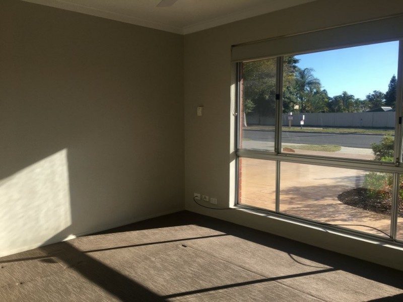 62 Willeri Drive, Parkwood WA 6147