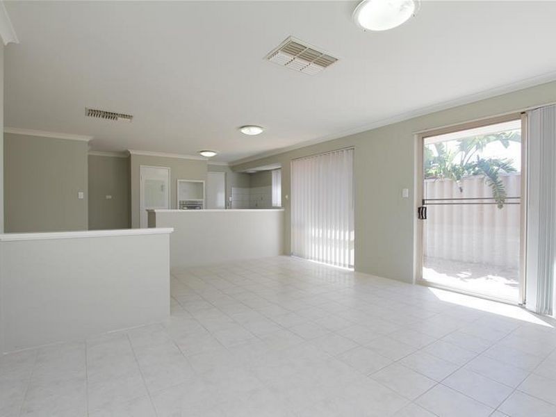 40a Woodmore Road, Langford WA 6147