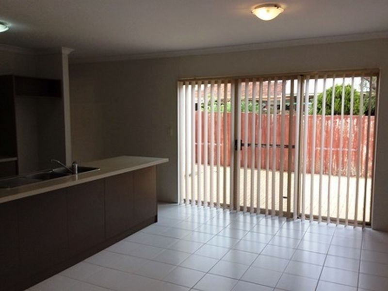 6D Messenger Street, Kelmscott WA 6111