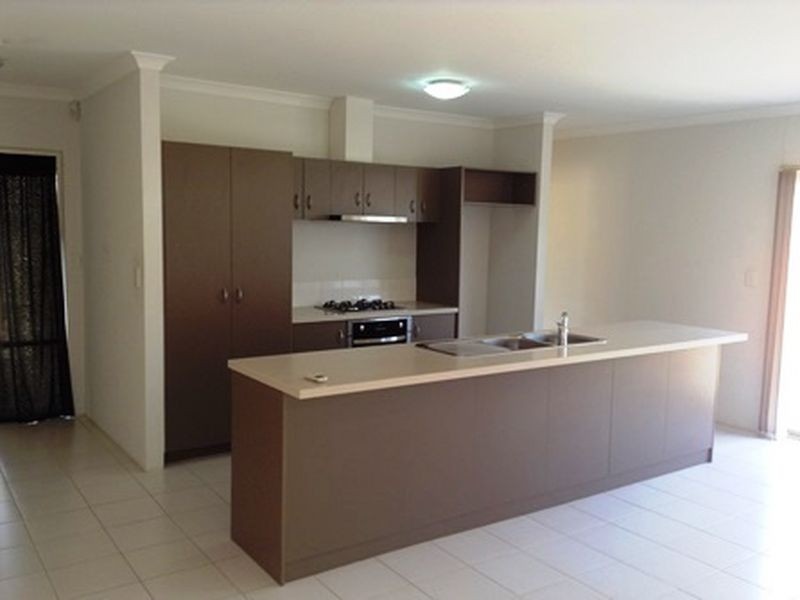 6D Messenger Street, Kelmscott WA 6111