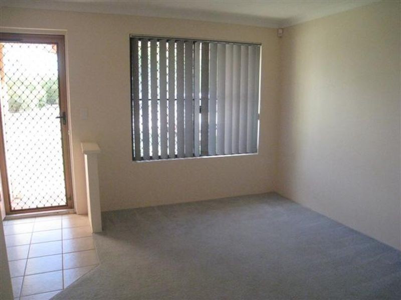 14/5-9 Herndon Close, Cannington WA 6107