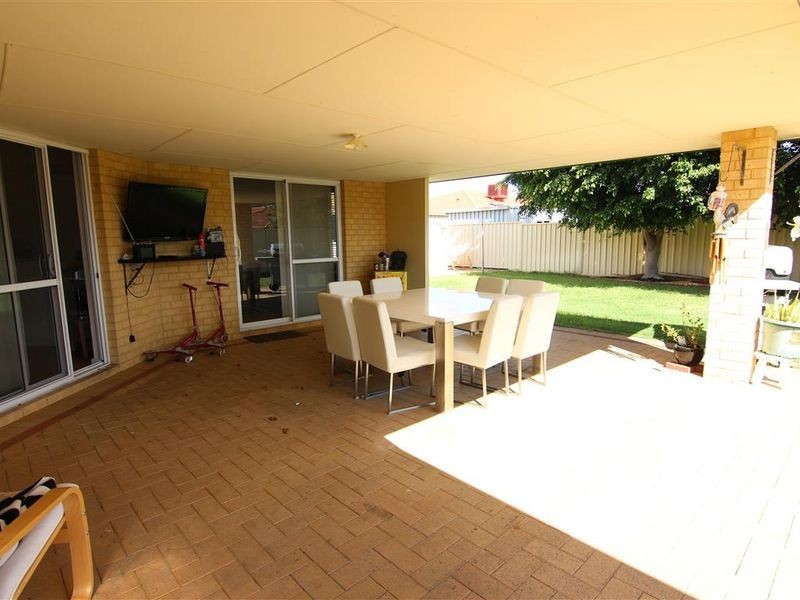 33 Morning Cloud Vale, Willetton WA 6155