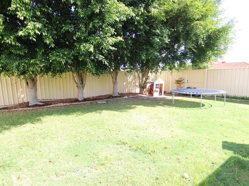 33 Morning Cloud Vale, Willetton WA 6155