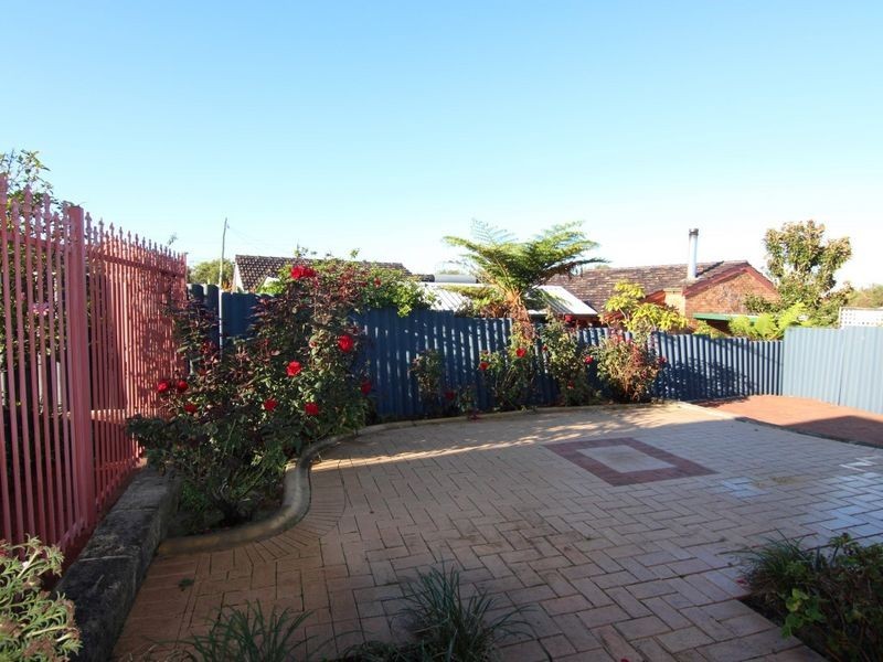 129 Pinetree Gully Road, Willetton WA 6155