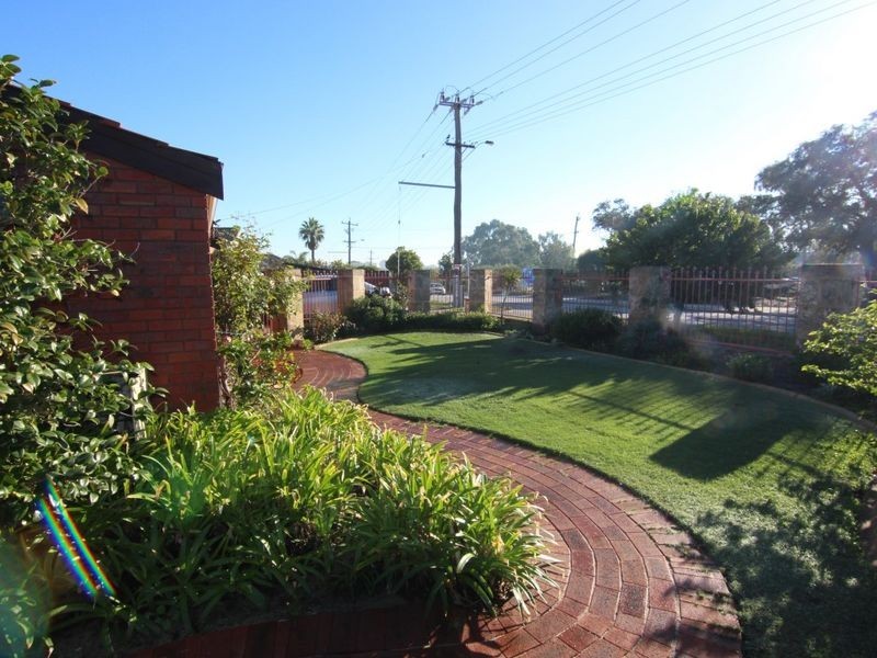 129 Pinetree Gully Road, Willetton WA 6155