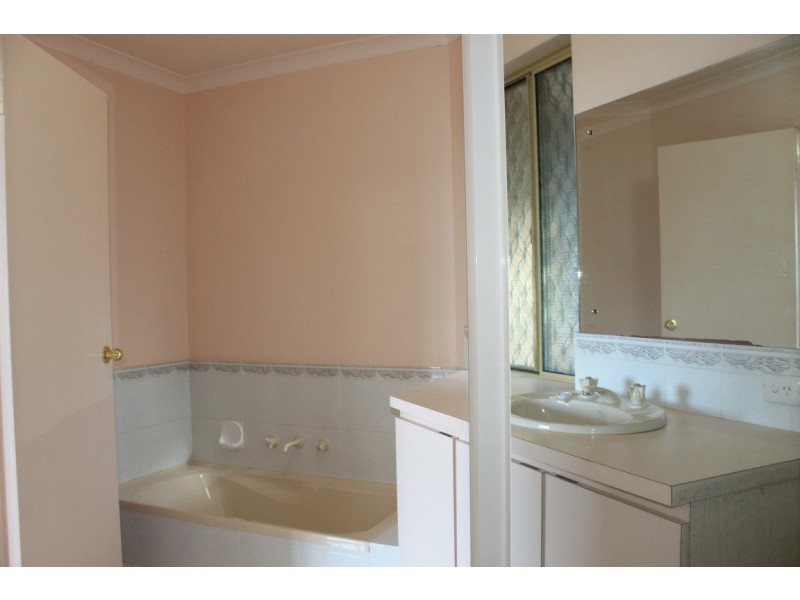 12 Giddens Court, North Lake WA 6163